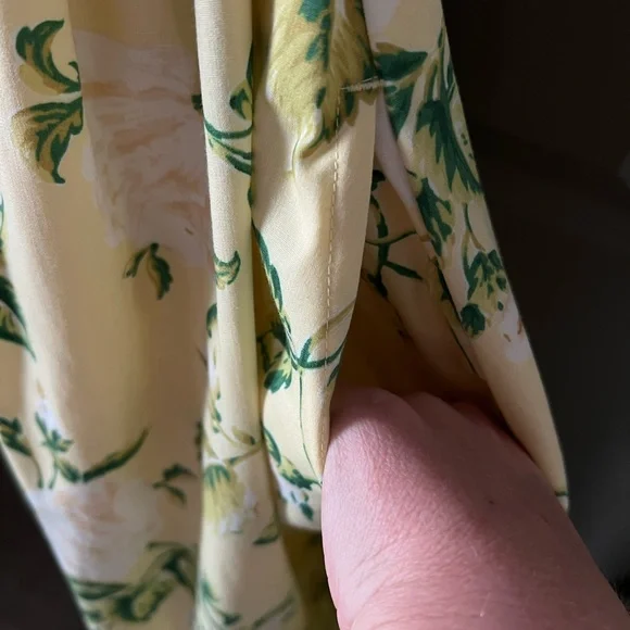 Abercrombie & Fitch | Yellow Floral Emerson Poplin Puff Sleeve Midi Dress - Picture 5 of 14